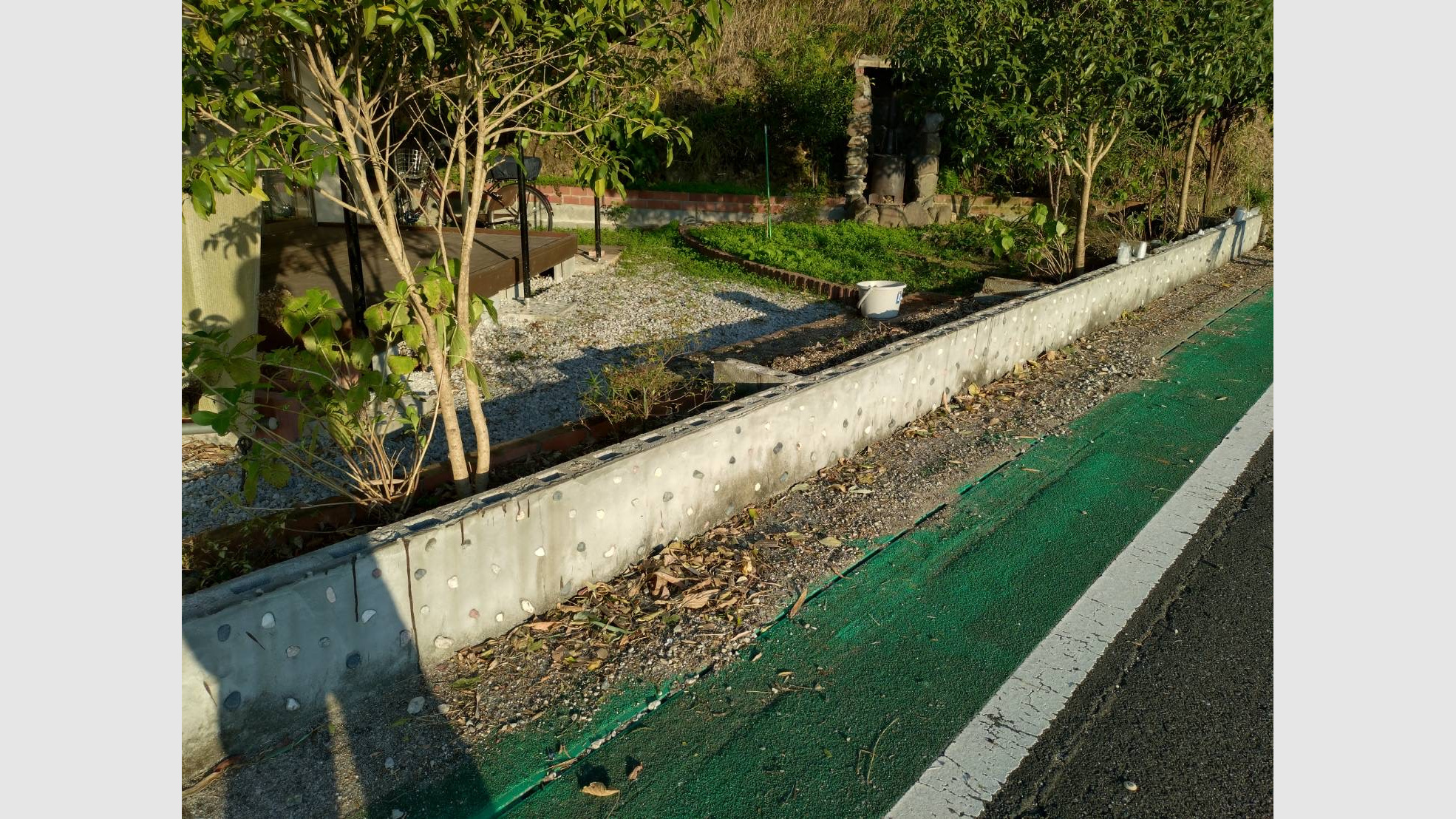 木造物置・駐輪場・板塀の解体工事